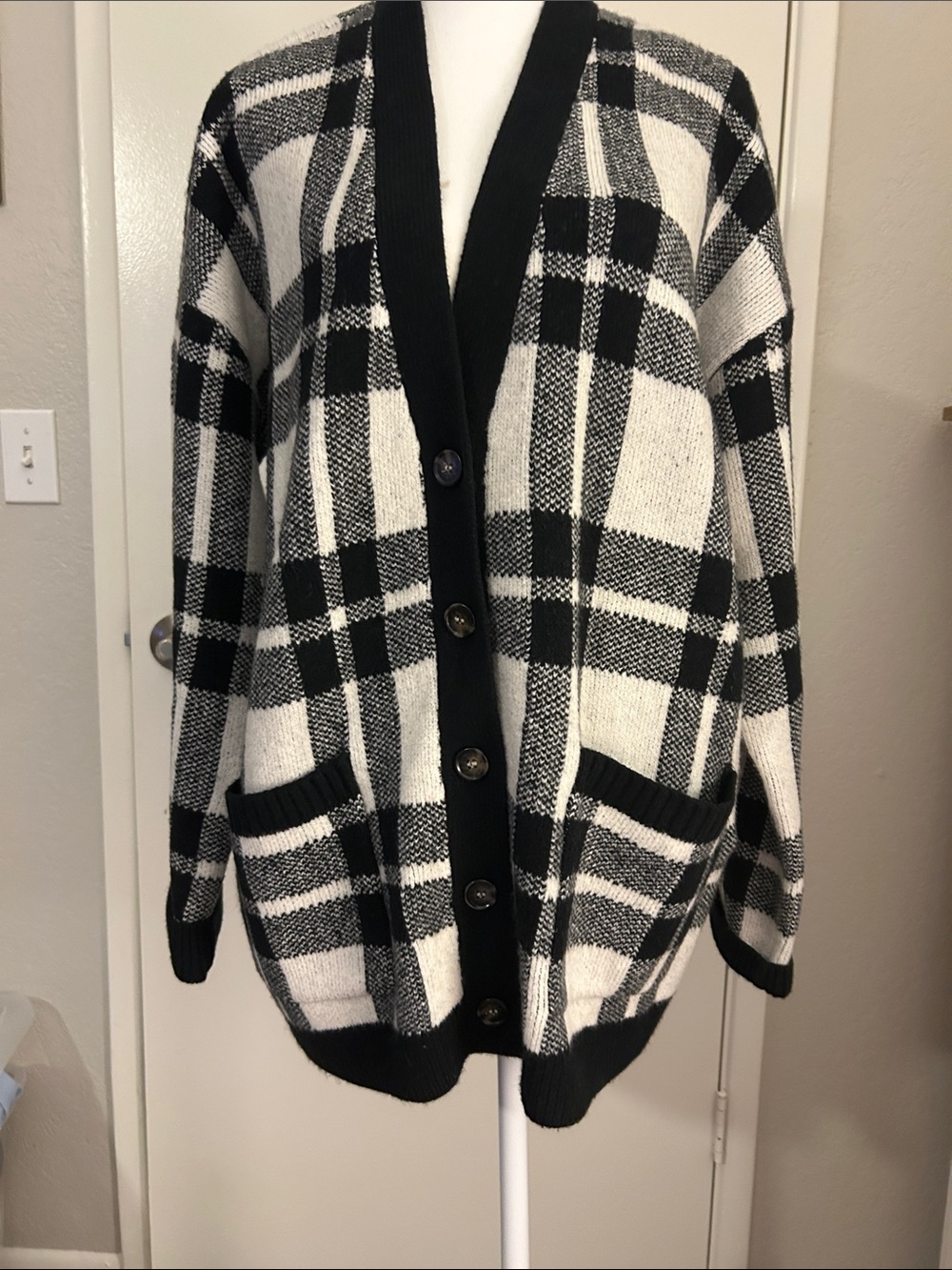 The Loft Black & White Plaid Button-Front Women's Cardigan Sweater